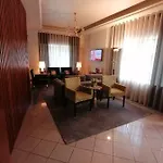 Residencial Imperial Guest house