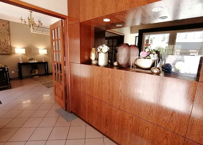 Residencial Imperial בית הארחה